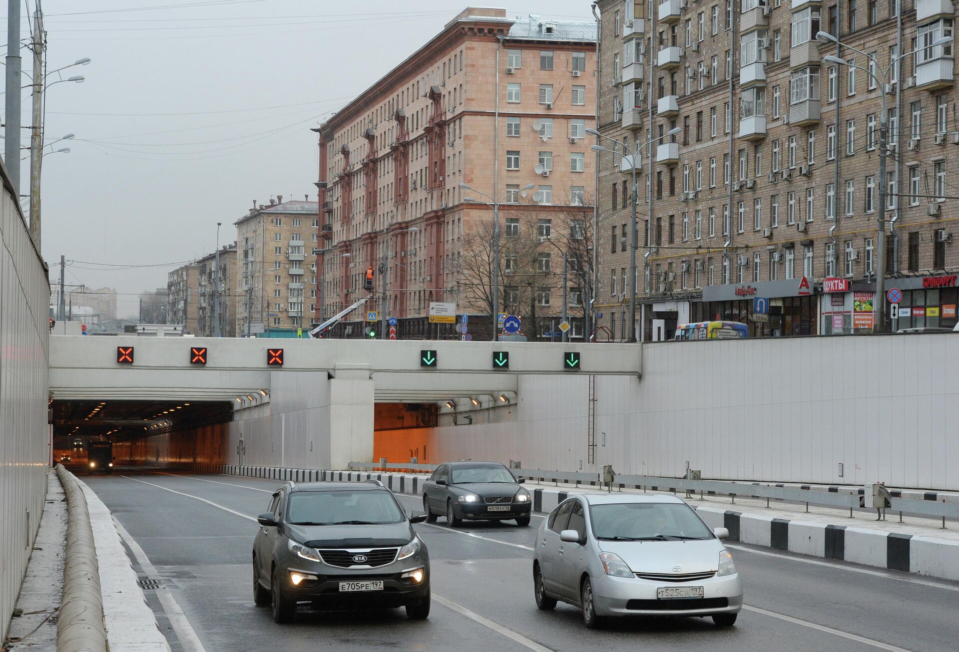 Открытие движения по Алабяно-Балтийскому тоннелю в Москве Открытие движения по Алабяно-Балтийскому тоннелю в Москве - РИА Новости, 1920, 15.09.2025
