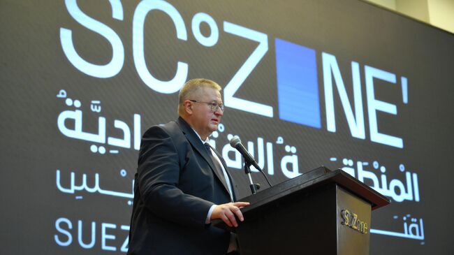 Заместитель председателя правительства РФ Алексей Оверчук на презентации Российской промышленной зоны в экономической зоне Суэцкого канала