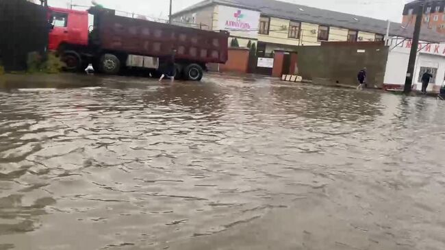 Затопленные улицы Махачкалы