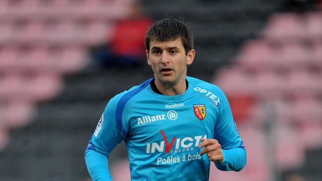 Деян Милованович Деян Милованович