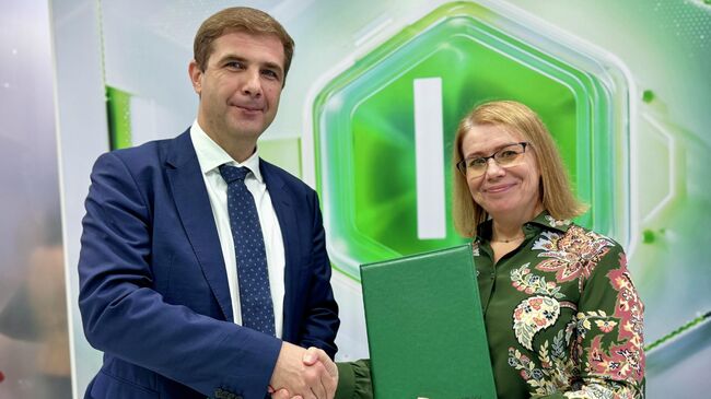 В рамках международного отраслевого форума Kazan Digital Week ФосАгро и Лаборатория Касперского подписали соглашение о стратегическом сотрудничестве