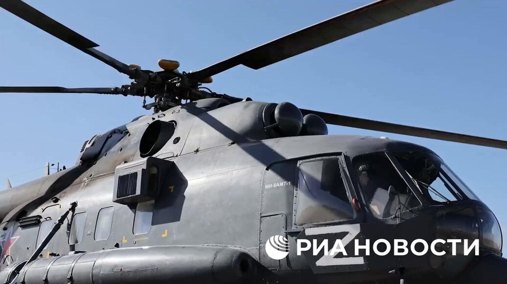 Герасимов вручил награды бойцам, отличившимся при освобождении ДНР