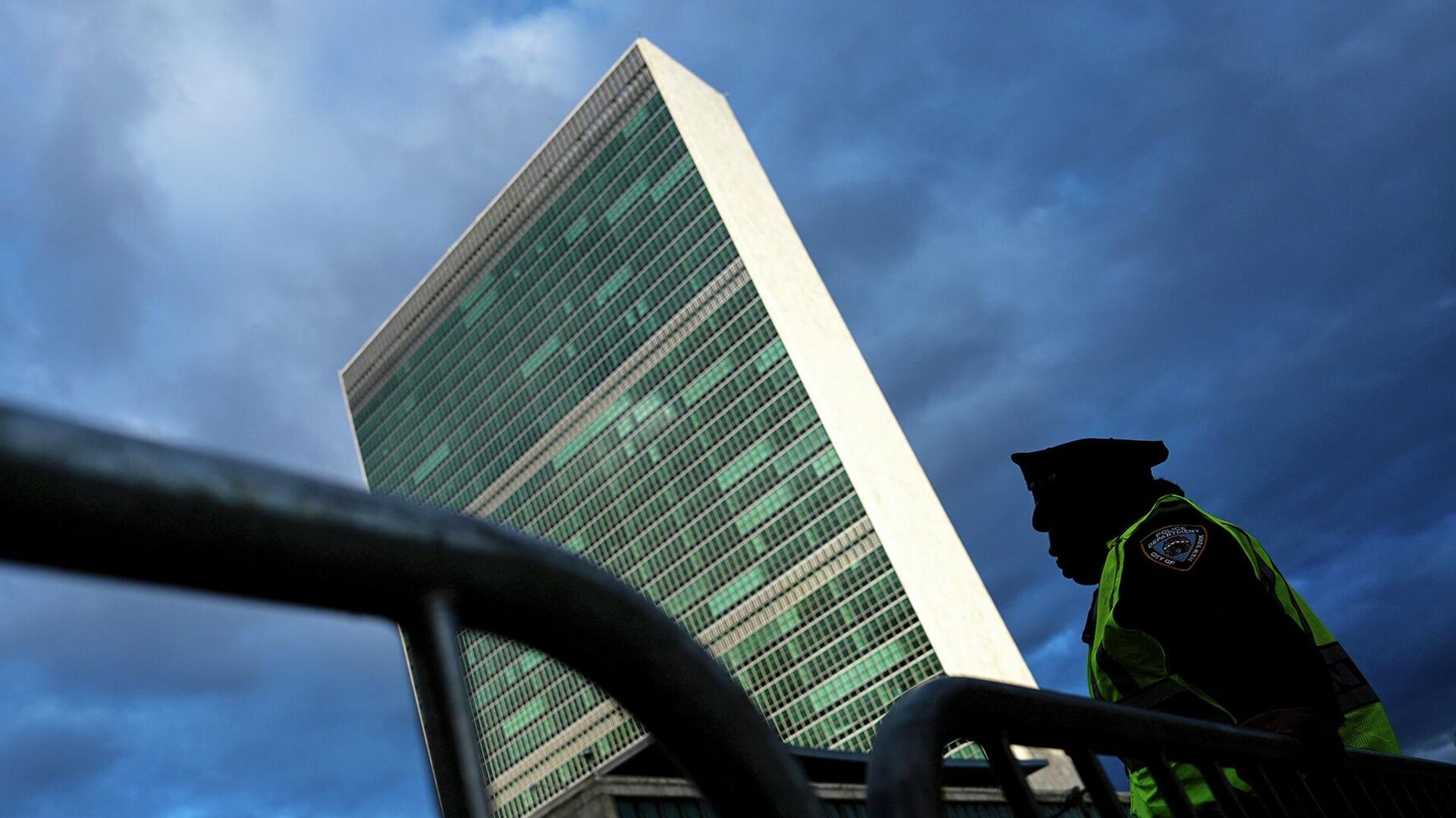 Здание штаб-квартиры ООН в Нью-Йорке - РИА Новости, 1920, 27.09.2025