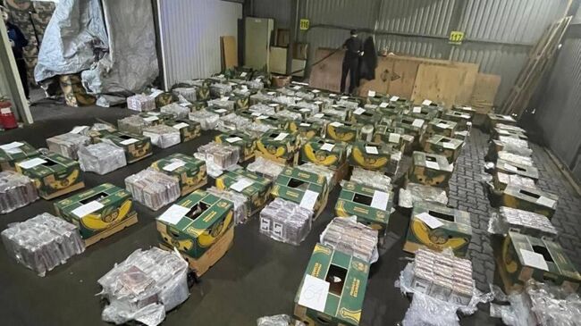 Партия кокаина, спрятанная в ящиках с бананами на судне Cool Emerald