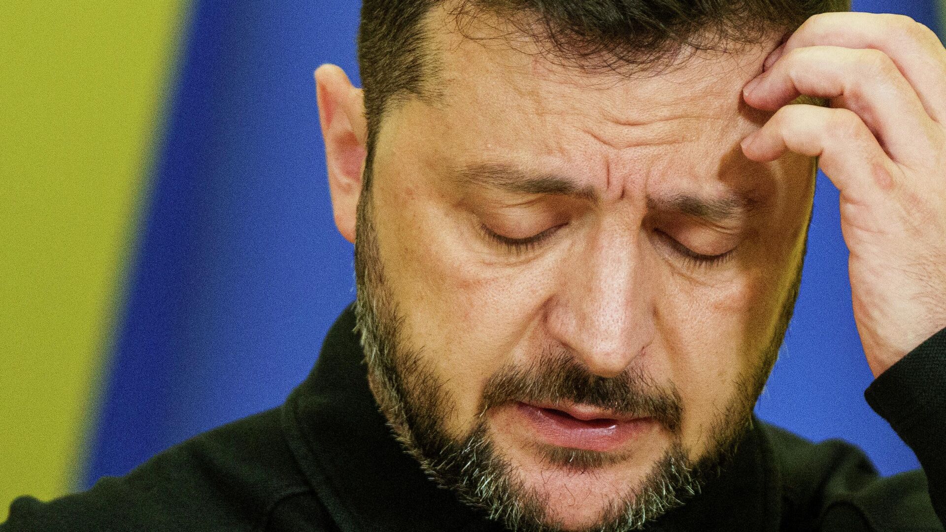 "Лазейки для мошенников". На Украине пожаловались на решение Зеленского
