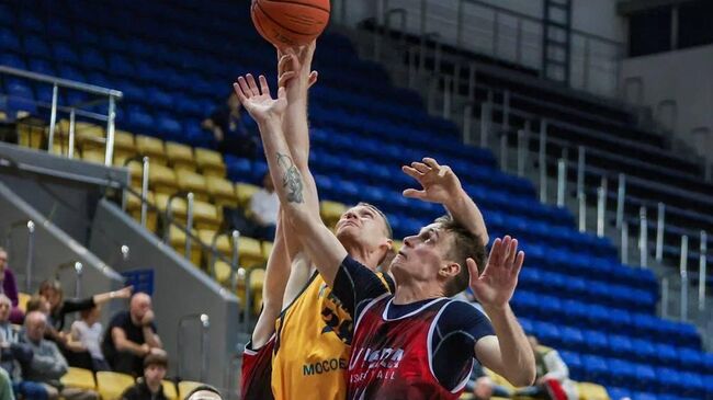 Баскетбольный клуб Химки победил в первом матче турнира памяти Петренко