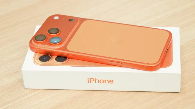 Смартфон iPhone 17 Pro