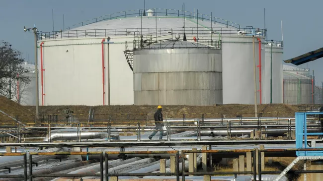 Приемная площадка нефтепровода Дружба