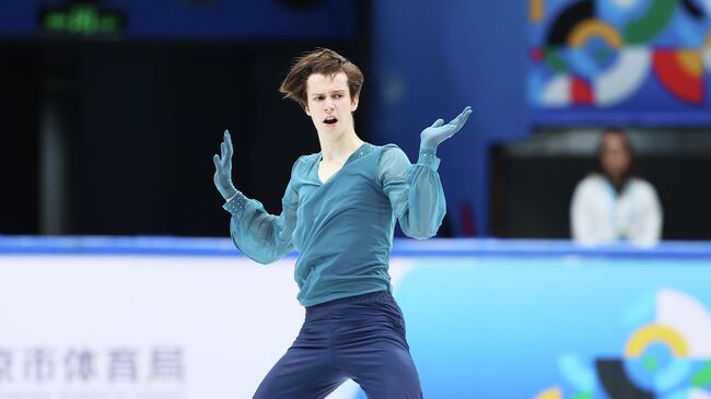 Украинский фигурист Кирилл Марсак