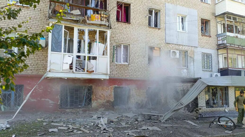 ВСУ обстреляли многоквартирный дом в Запорожской области, есть пострадавшие