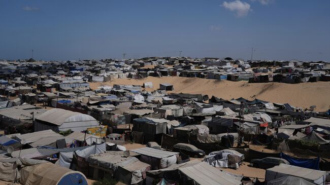 Палаточный лагерь беженцев в Хан-Юнисе на юге сектора Газа