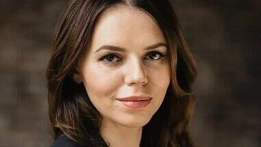 Гендиректор агентства недвижимости Бест-Новострой Ирина Барабанова Гендиректор агентства недвижимости Бест-Новострой Ирина Барабанова - РИА Новости, 1920, 22.09.2025