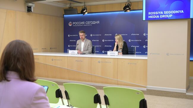 Мастер-класс SputnikPro на тему будущего международной медиаиндустрии для пакистанских журналистов-членов Академии информации Пакистана