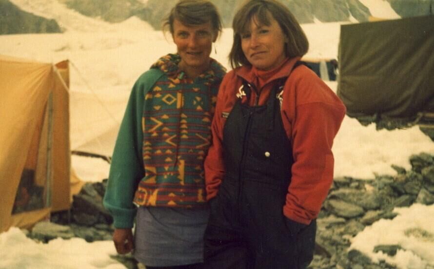 Екатерина Иванова (справа) и Ирина Вяленкова - РИА Новости, 1920, 23.09.2025