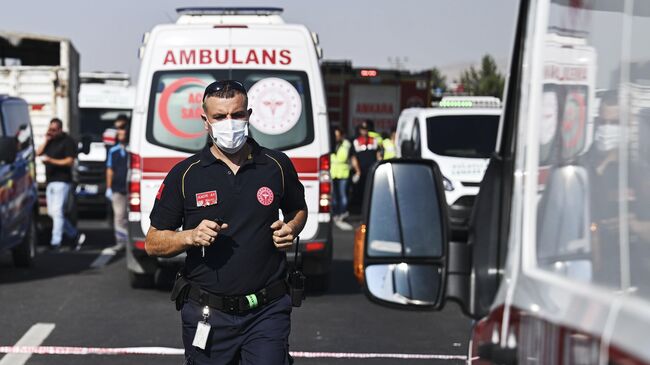 Сотрудник скорой помощи в Турции