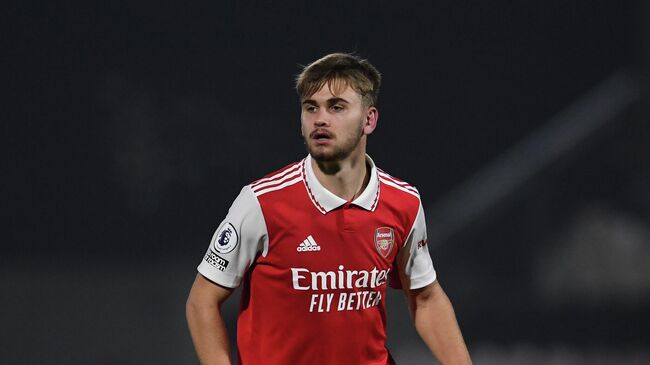 Нападающий Чичестер Сити Билли Вигар