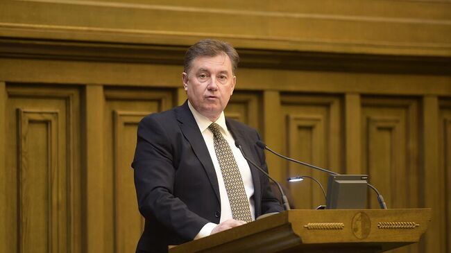 Виктор Момотов