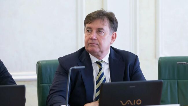 Виктор Момотов