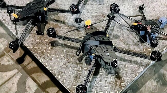 Дроны, найденные сотрудниками Дальневосточного таможенного управления таможенниками в фурах из Китая