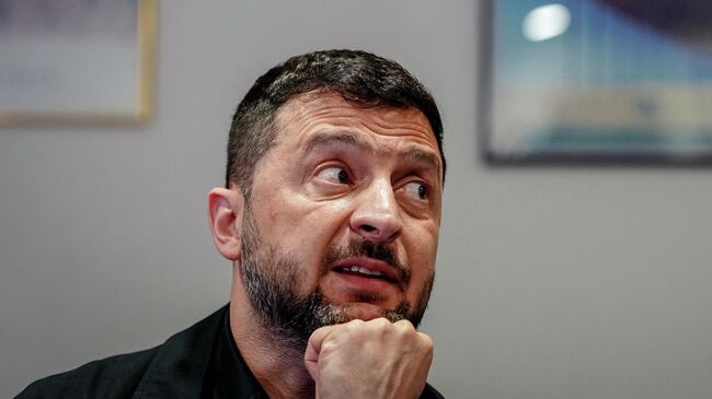 Владимир Зеленский общается с журналистами во время Генеральной Ассамблеи ООН. 23 сентября 2025