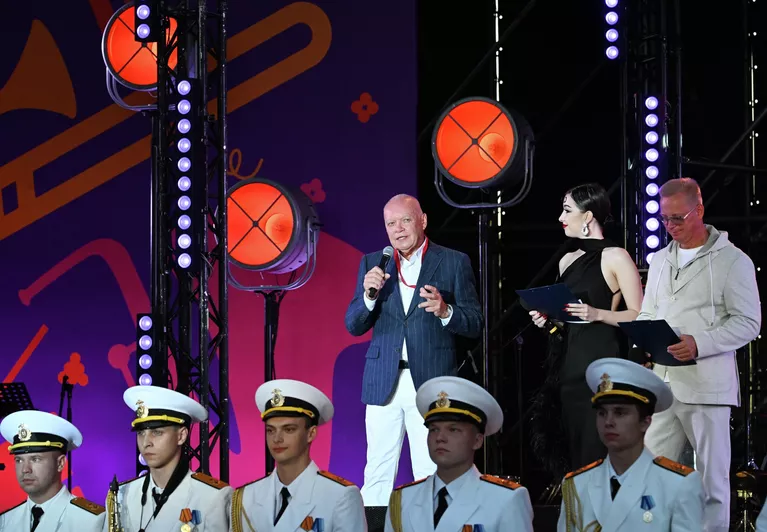 Дмитрий Киселёв, Сандра Фракенберг и Эрнест Мацкявичюс