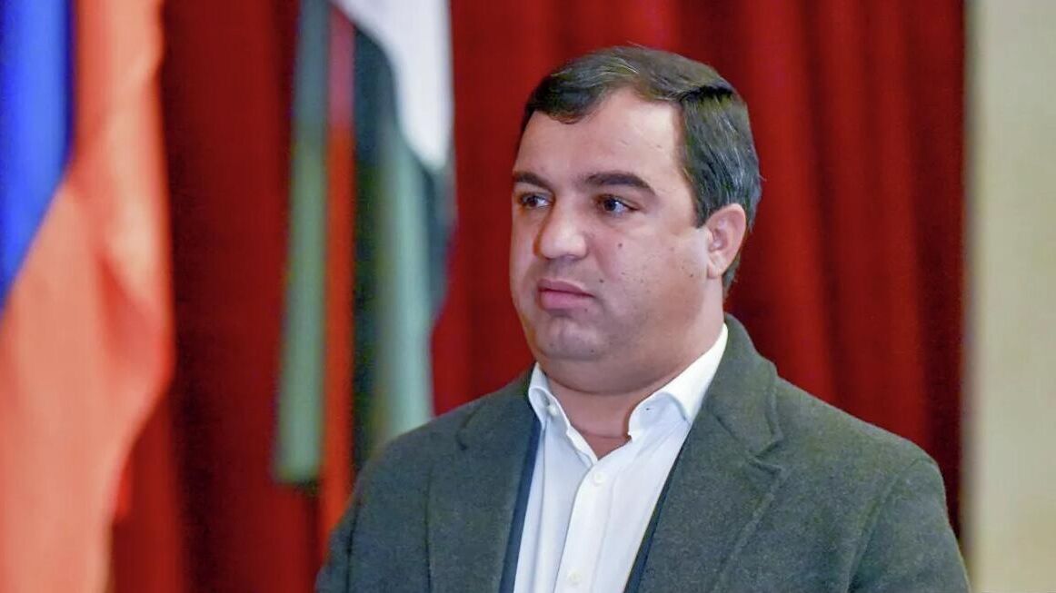 Володя Григорян - РИА Новости, 1920, 24.09.2025