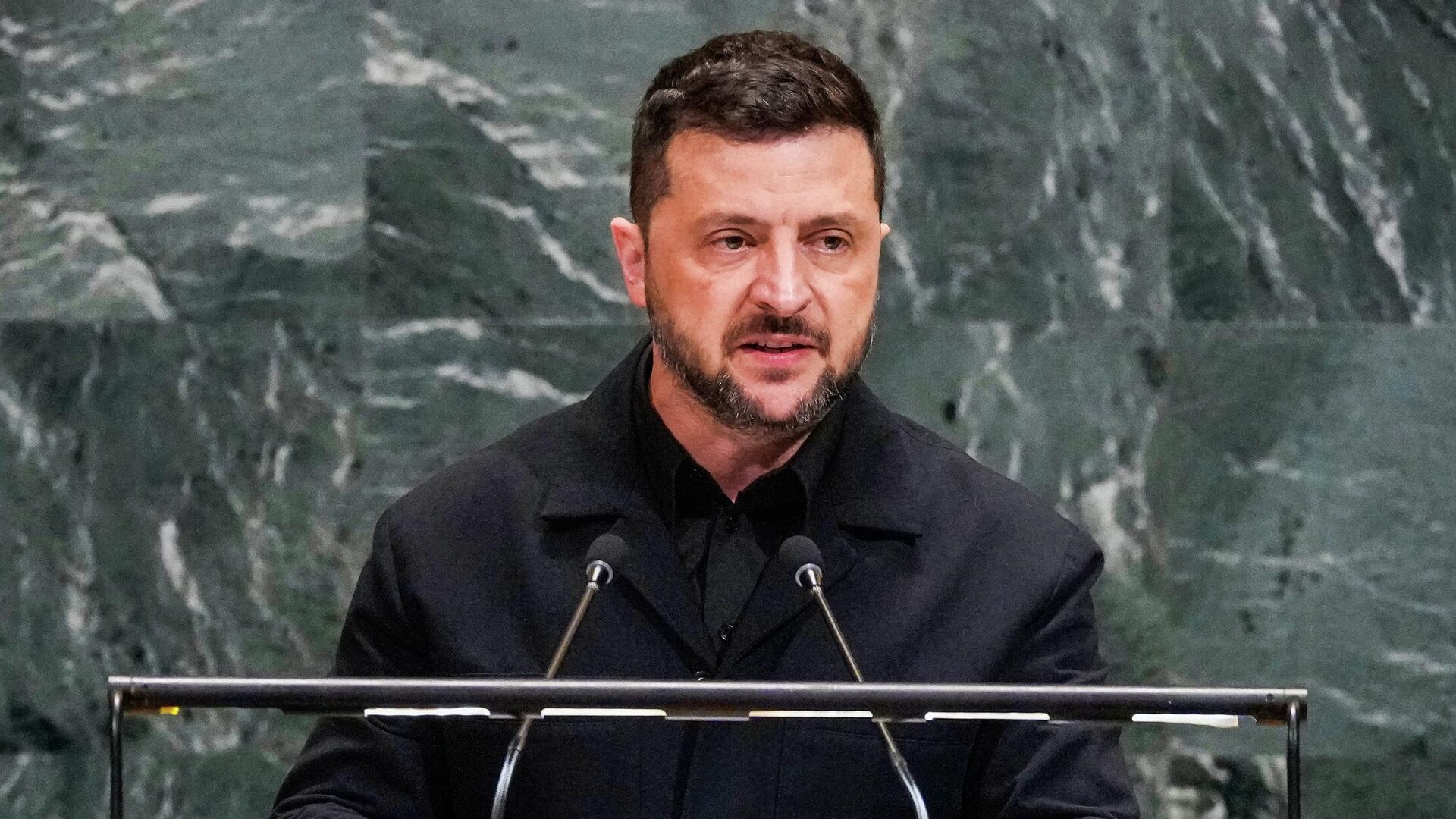 Владимир Зеленский выступает на Генеральной Ассамблее Организации Объединенных Наций. 24 сентября 2025 Владимир Зеленский выступает на Генеральной Ассамблее Организации Объединенных Наций. 24 сентября 2025 - РИА Новости, 1920, 24.09.2025