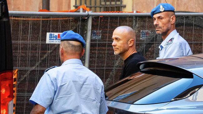 Сергей Кузнецов после заседания суда в Болонье