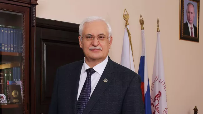 Ректор Томского государственного архитектурно-строительного университета Виктор Власов