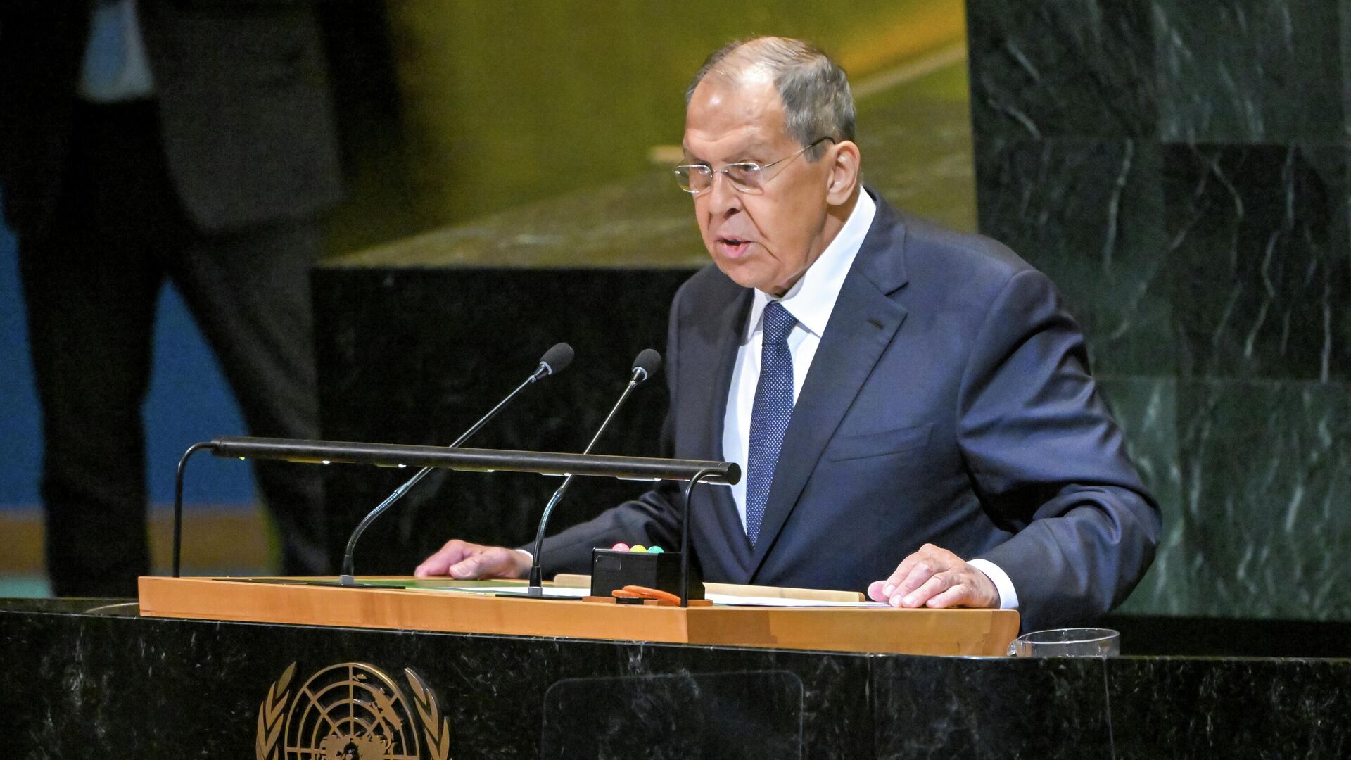 Министр иностранных дел РФ Сергей Лавров выступает на заседании 80-й сессии Генассамблеи ООН Министр иностранных дел РФ Сергей Лавров выступает на заседании 80-й сессии Генассамблеи ООН - РИА Новости, 1920, 27.09.2025