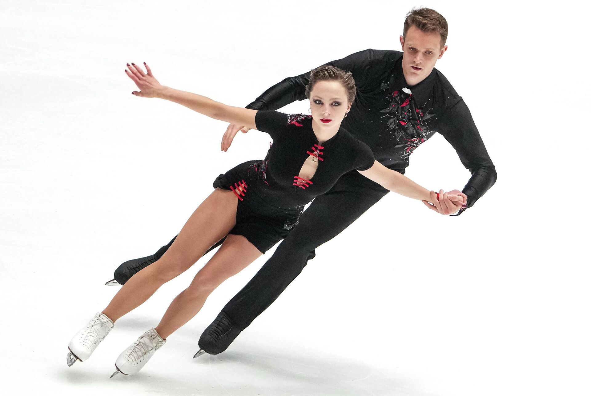 Александра Бойкова и Дмитрий Козловский Александра Бойкова и Дмитрий Козловский - РИА Новости, 1920, 07.11.2025