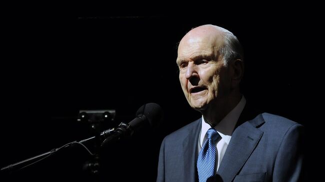 Расселл Нельсон