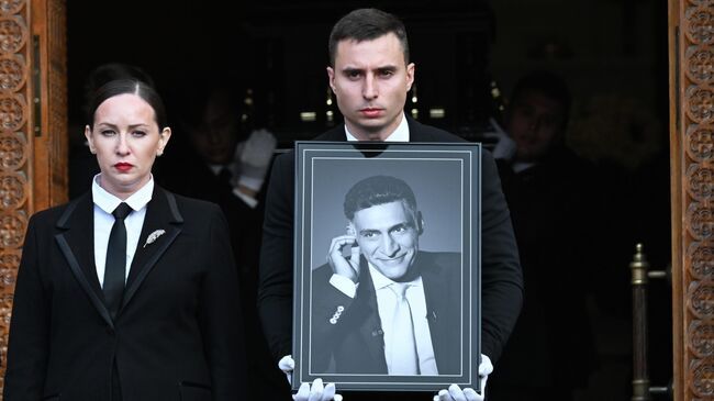 Прощание с Тиграном Кеосаяном в Москве