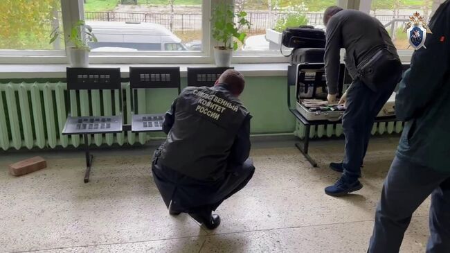 Сотрудники СК России по Архангельской области на месте происшествия в техникуме