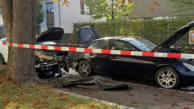 Поврежденные автомобили в Мюнхене, Германия. 1 октября 2025