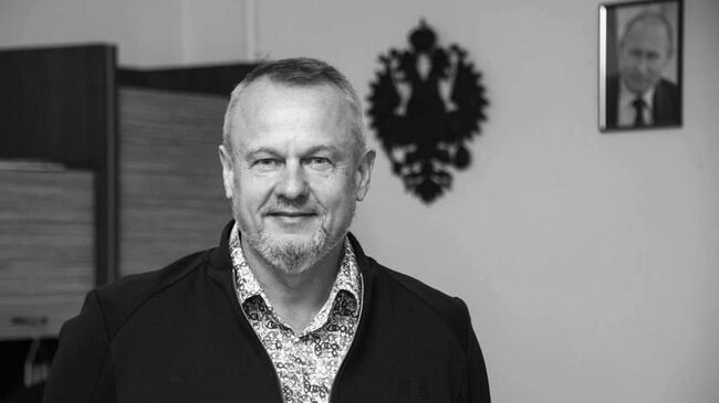 Владимир Леонтьев Владимир Леонтьев