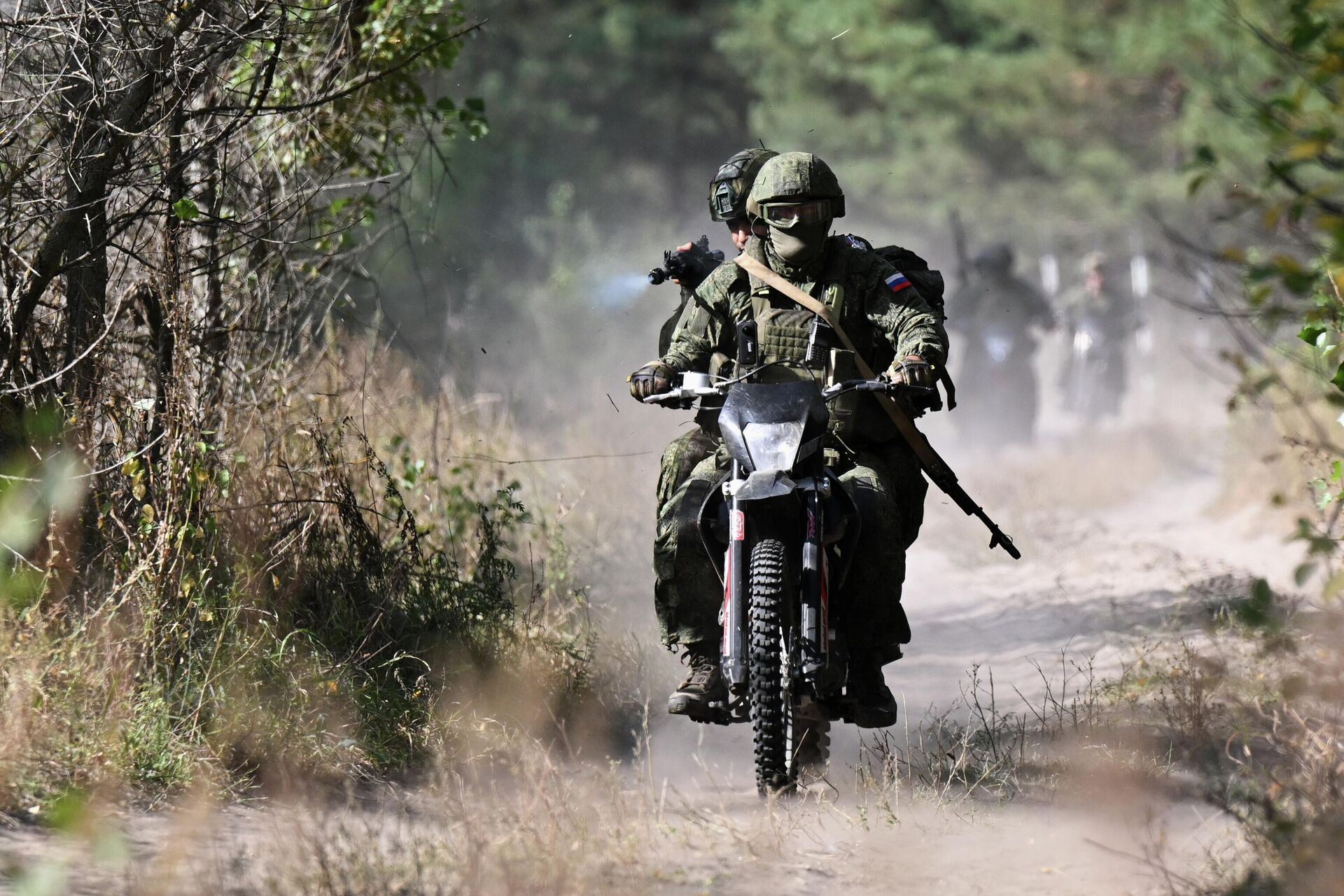 Военнослужащие ВС РФ в зоне СВО
