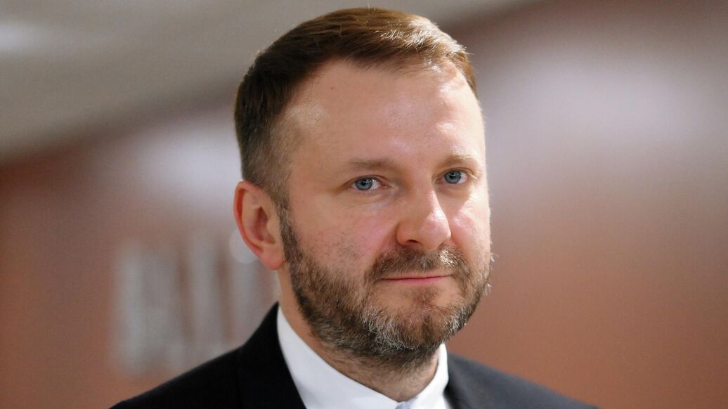 Орешкин рассказал, как отправляемые Украине деньги возвращаются на Запад