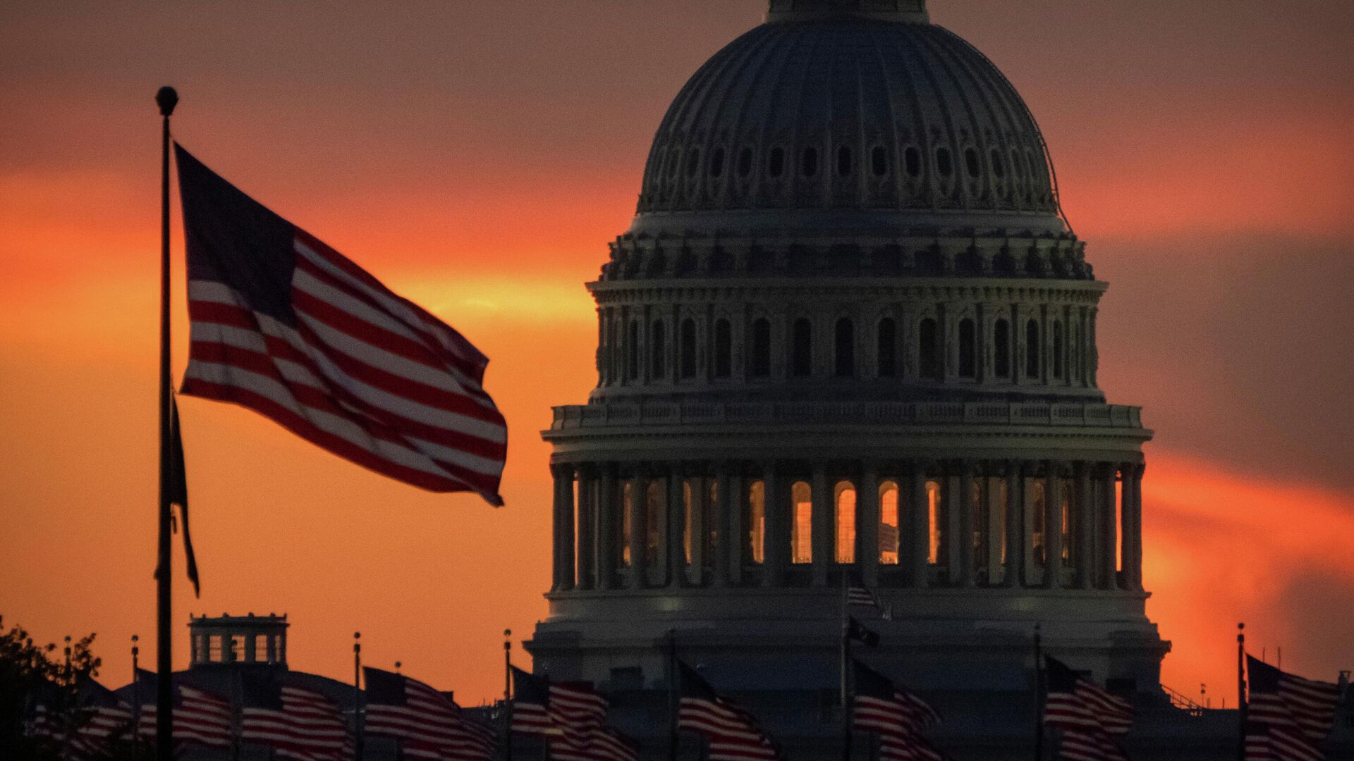 Сенат США не смог принять проект о финансировании правительства Сенат США не смог принять проект о финансировании правительства