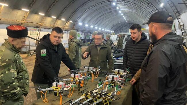 Мэр Уфы Мавлиев доставил в зону СВО гумпомощь от горожан