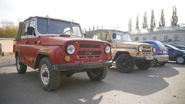 Жители Кузбасса отправили два УАЗа для поддержки бойцов СВО Жители Кузбасса отправили два УАЗа для поддержки бойцов СВО