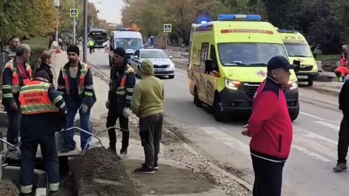 Обстановка на улице Годовикова в Москве, где машина сбила 3 пешеходов - РИА Новости, 1920, 02.10.2025