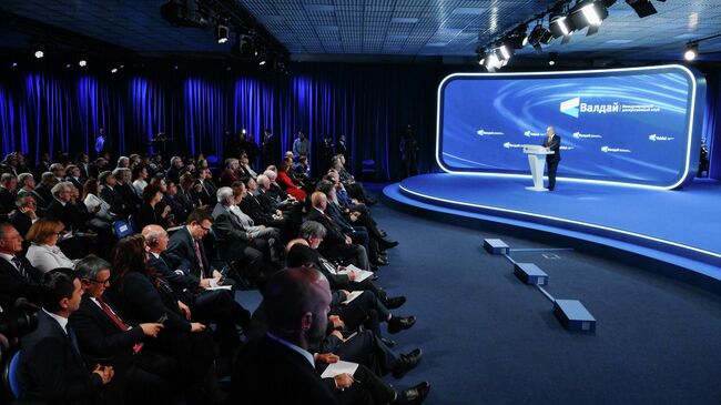 Путин: если бы Трамп был у власти, конфликта на Украине можно было бы избежать