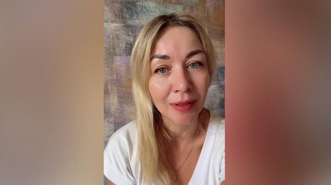 Кадр видео, в котором Ирина Усольцева рассказала, что ее пятилетняя дочка решила пойти в поход с родителями