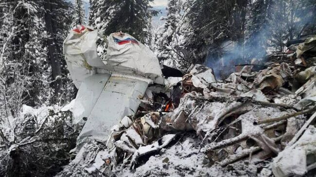 Место крушения самолета Ан-2 в Ермаковском районе Красноярского края