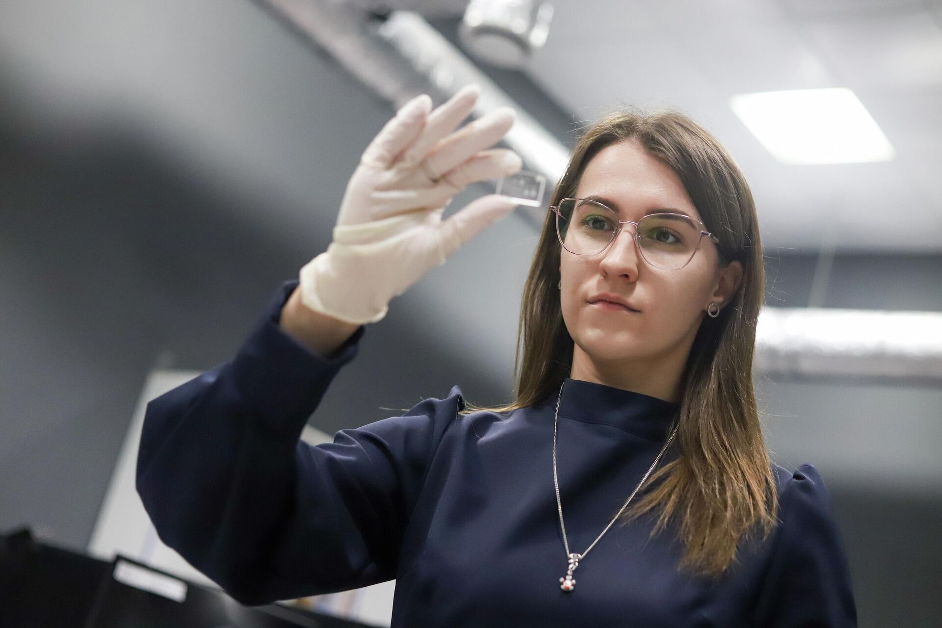 Младший научный сотрудник НОЦ Фундаментальная и прикладная фотоника. Нанофотоника БФУ им. И. Канта Елизавета Демишкевич Младший научный сотрудник НОЦ Фундаментальная и прикладная фотоника. Нанофотоника БФУ им. И. Канта Елизавета Демишкевич - РИА Новости, 1920, 03.10.2025