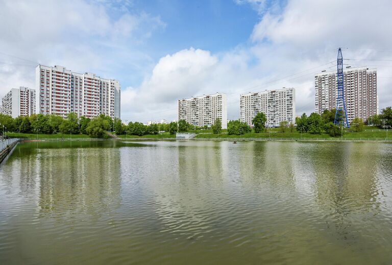 Водоем на юге Москвы