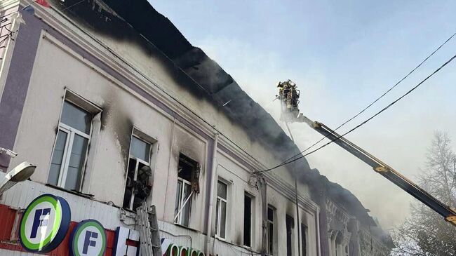 Ликвидация пожара в административном здании в Нижегородской области