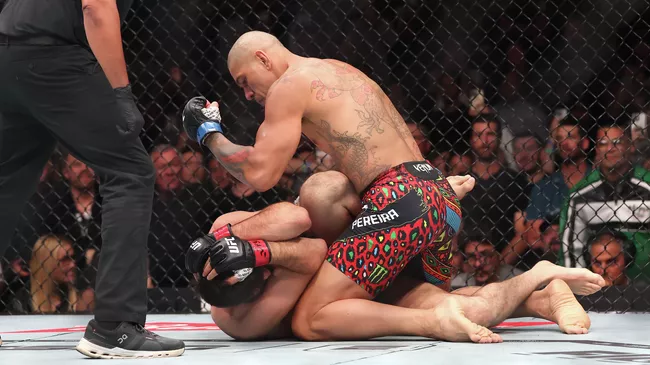Бой Магомеда Анкалаева против Алекса Перейры на UFC 320