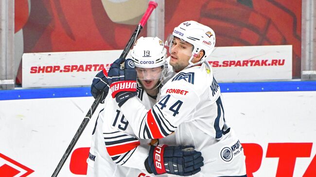 Владимир Ткачев (Металлург) и Егор Яковлев